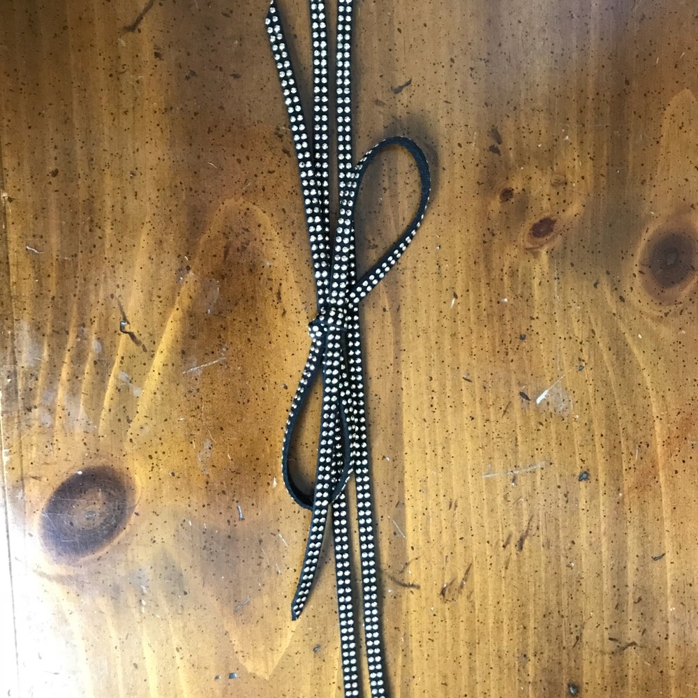 Studded Bow Chocker